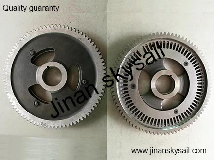 3944298 3942891  Cummins ISCe Camshaft gear  3944298 3942891