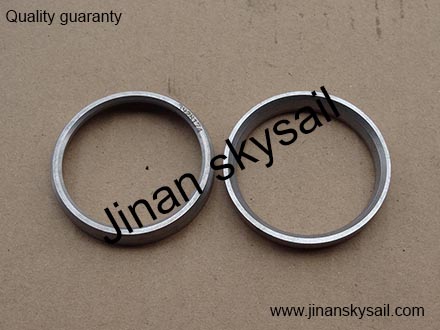 3908830 3928174 Cummins 6CT Exhaust valve seat 3908830 3928174