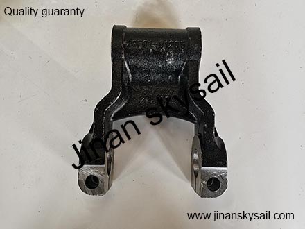 29F01-01285 Higer KLQ6108 Front leaf spring hanger assembly 29F01-01285