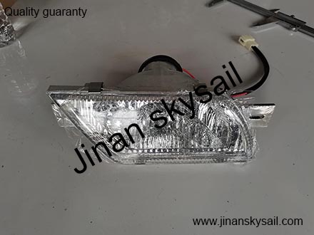 37MA1-32012-AMP Higer Right front fog lamp 37MA1-32012-AMP