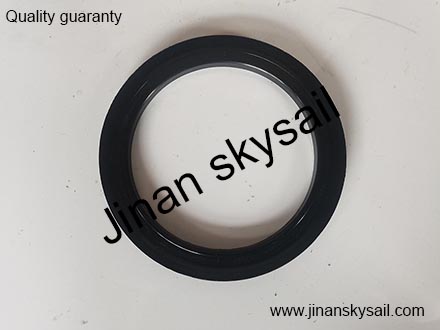 31C-04080 24G13-00010-R04010 31A16-04507 Higer KLQ6796 KLQ6896 Rear wheel hub oil seal 31C-04080 24G