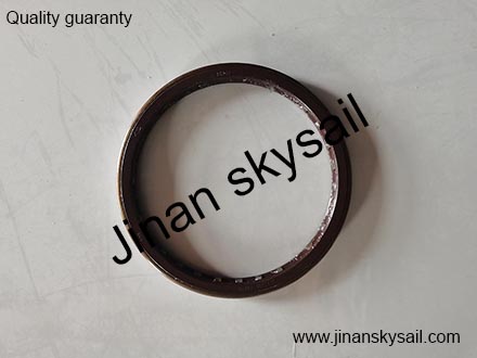 31CHA-03502 Higer KLQ6796 Guyana Front wheel hub oil seal 31CHA-03502