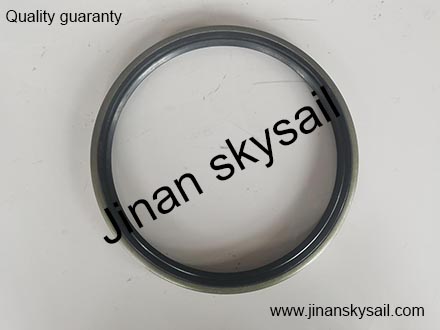 31N-04080 24E03-0001001024 Higer KLQ6108 KLQ6119 Rear wheel hub oil seal 31N-04080 24E03-0001001024