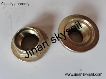 1701471-680 Higer KLQ6796 Output flange nut 1701471-680