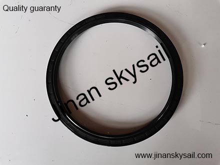 175X200X15 Higer balance shaft oil seal 175X200X15