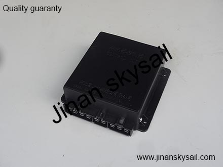 81E01-01700 Higer KLQ6932 Heater controller 81E01-01700