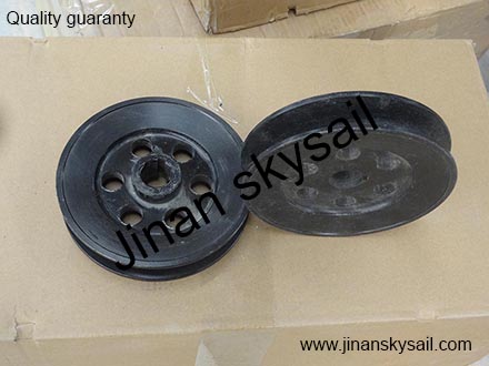 13M60-08050-3 Fan propeller belt pulley Higer KLQ6119