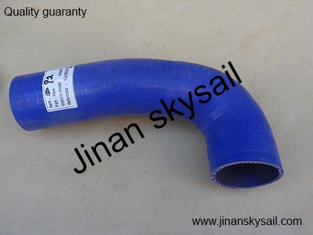 13L2R-03013-X Engine water outlet hose Higer KLQ6920