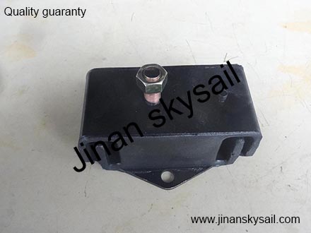 10K55-01020 Engine front mounting cushion Higer KLQ6856