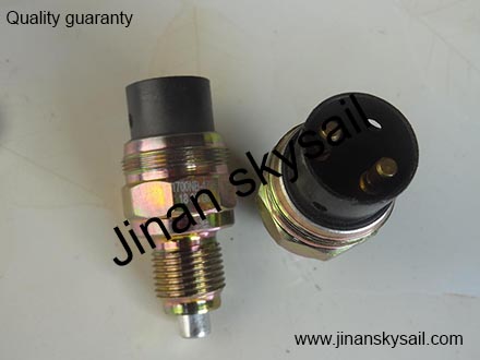 17CG1-02560 Reverse switch neutral switch Higer KLQ6758