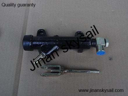 16G13-05010 Clutch master cylinder Higer KLQ6108
