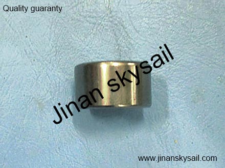 16E01-02501 Release fork shaft needle bearing Higer KLQ6856