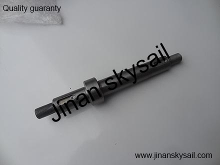 13V03-00521 Fan propeller pulley shaft(single-groove)  Higer KLQ6796 KLQ6896 KLQ6119