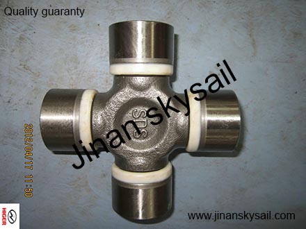 22KB1-01520 Propeller shaft flange (axle side)  Higer KLQ6840