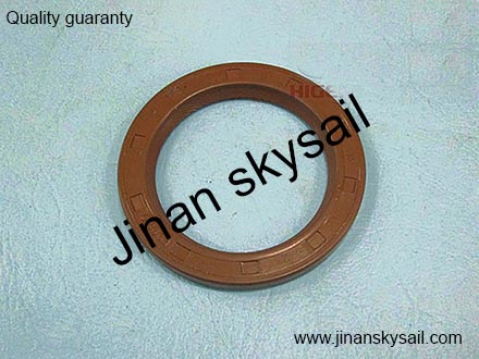 17HE2-01611 Input shaft oil seal Higer KLQ6119