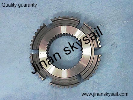 17T22-0003004114 Main shaft 2 3 gear sychcronizer hub Higer KLQ6856 KLQ6108