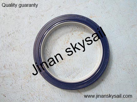 17T22-0003004140 Main shaft oil seal Higer KLQ6856
