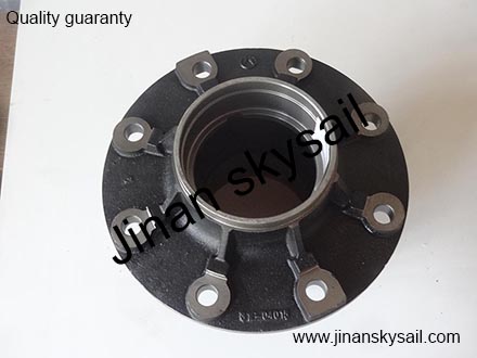 24G13-00010-R04001 31B-04015 Rear wheel hub Higer KLQ6856