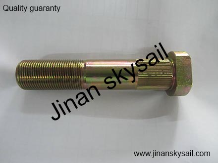 24V47-0001004014 Rear wheel bolt Higer KLQ6125