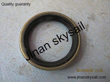 30E03-0001002024 Front brake shoe anchor oil seal Higer KLQ6119