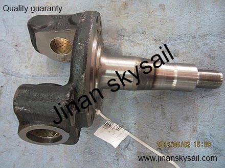 30H11-01502 Right steering knuckle Higer KLQ6796 KLQ6856