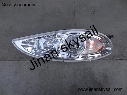 37E01-11200 Right head lamp Higer KLQ6758