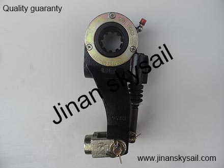 35KS3-51502 3551FS14B-015 Brake slack adjusting arm Higer KLQ6920