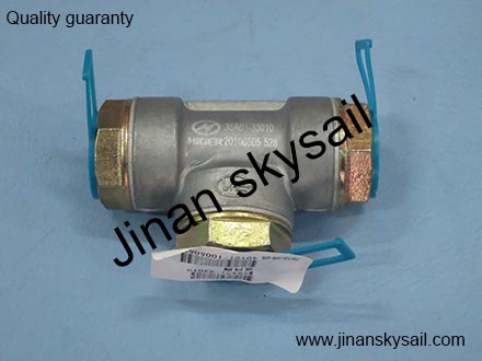 35A01-33010 Double direction transfer valve Higer KLQ6796 KLQ6856 KLQ6108 KLQ6119 KLQ6125