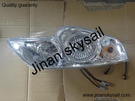 37HA1-11200 Right head lamp Higer KLQ6856 KLQ6796 KLQ6896 KLQ6920