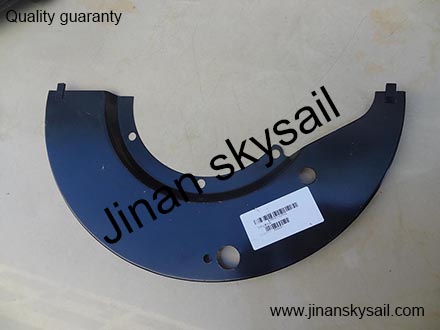35K67-02502 Lower dustproof cover Higer KLQ6896 KLQ6920