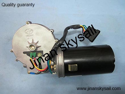37V03-28501-1 Wiper motor Higer KLQ6119