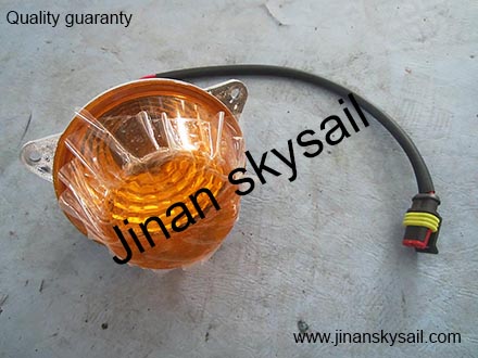 37VC1-32010-AMP Front turn lamp Higer KLQ6125