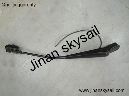 37VVD-28514-YX1 Right wiper arm Higer KLQ6125