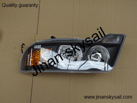 37MA1-72100-AMP Left front combination lamp Higer KLQ6108