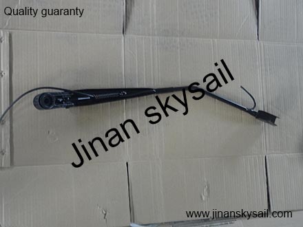 37V03-28503 Left wiper arm Higer KLQ6119