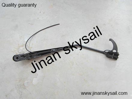 37VVD-28511-AMP Left wiper arm Higer KLQ6125