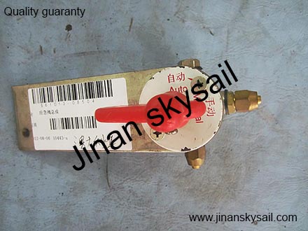 61G13-08504 Door emergency valve Higer KLQ6796
