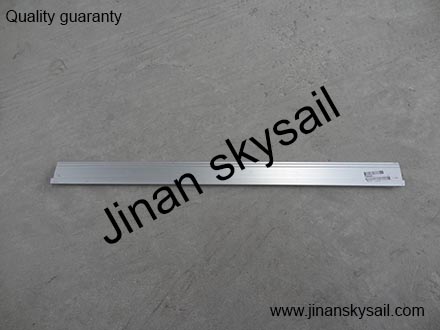 61V02-00036 Door panel up alluminium trim Higer KLQ6119