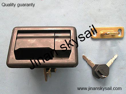 63J20-05010 Rear engine door lock Higer KLQ6668