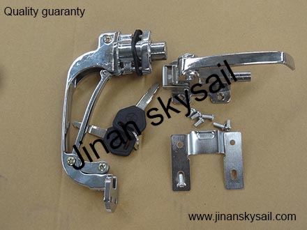 62J03-05010-A-3 Middle door inner lock and pin  Higer KLQ6668