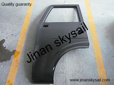64J20-02000-B Driver's door panel Higer KLQ6668