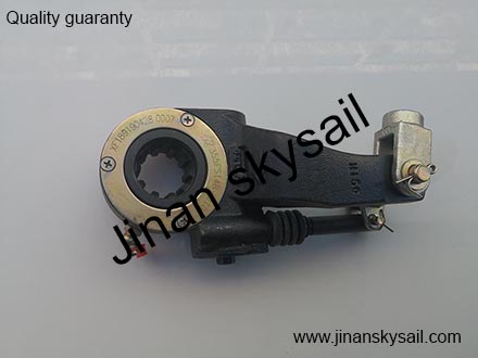 3551FS14B-010 35KS3-51501 Brake slack adjusting arm Higer KLQ6920