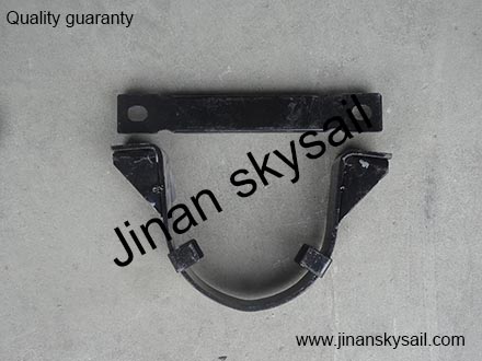 2202-100K1635GQ-2 Propeller shaft center support bracket Higer KLQ6668