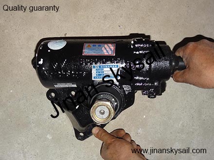 3401010-FF03007 Steering box Higer