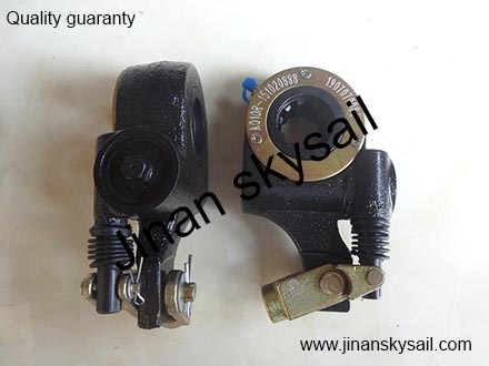 A10R Right Brake slack adjusting arm Higer KLQ6796