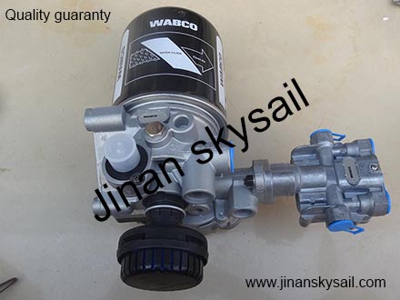 4324159040 Air dryer assembly Higer