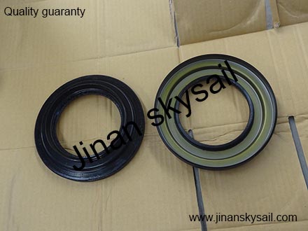 Q1-2402S106-059 Differential oil seal Higer KLQ6119