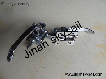 KLQ6668-DULP Door upper lock pin Higer KLQ6668